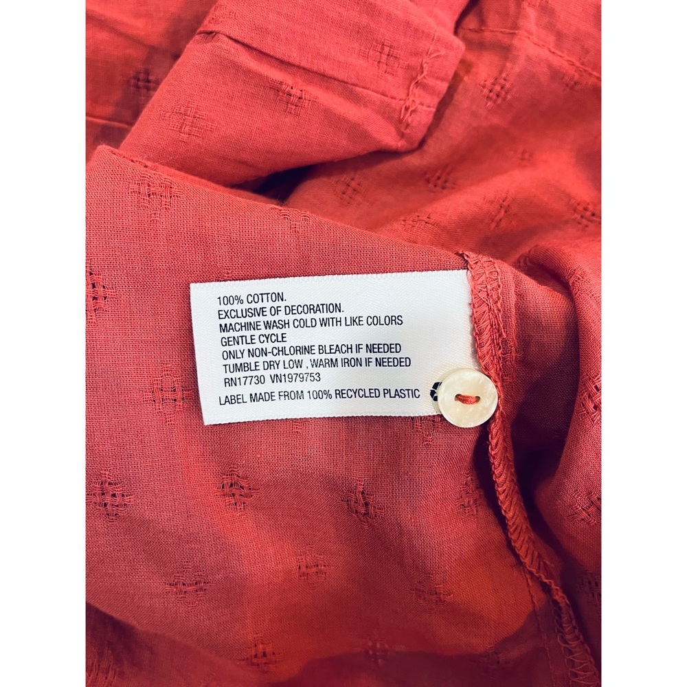 NWT Universal Thread Terracotta Red Ballon Sleeve Lace Work Top S & M - Picture 6 of 6